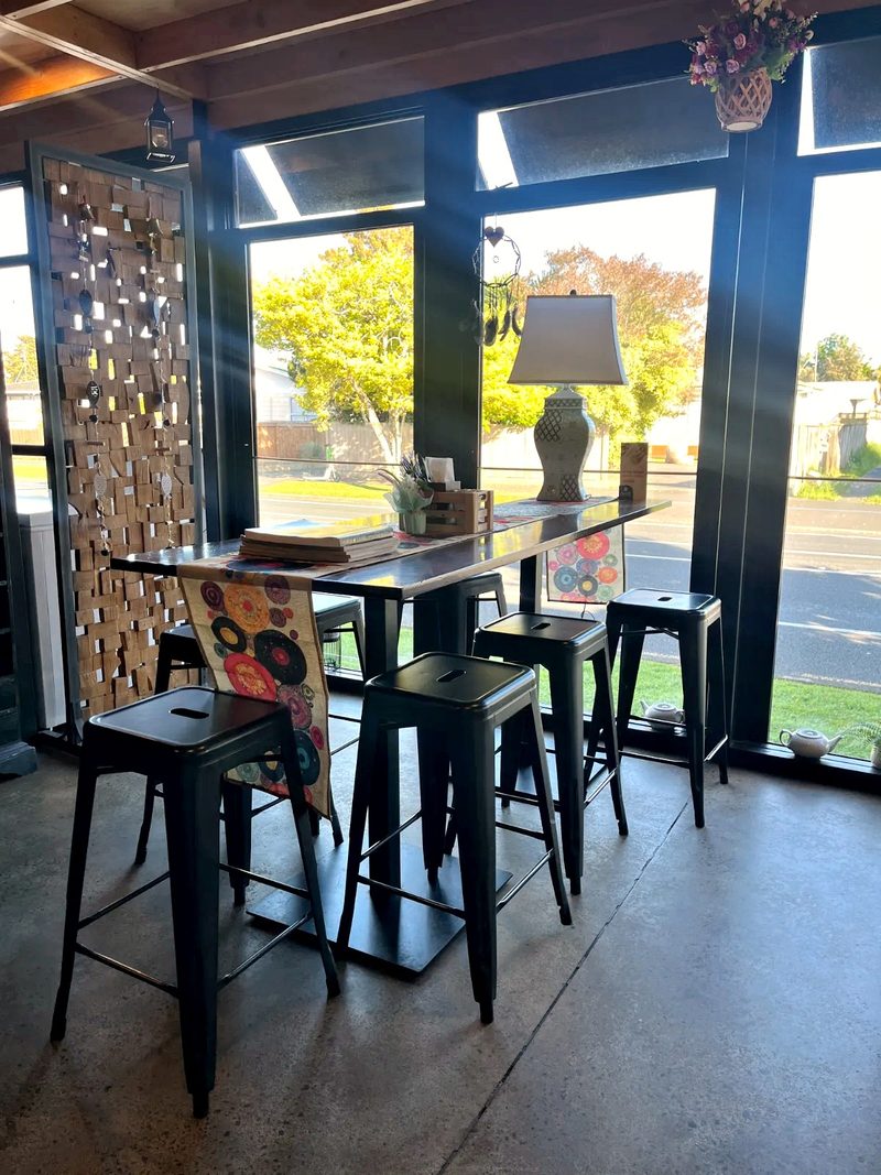 The Grandview Cafe in Nawton. Photo 7