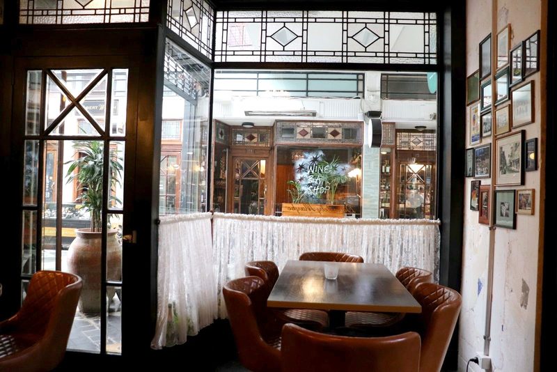 Definitely Maybe  in St Kevin's Arcade on K Road — photo 11