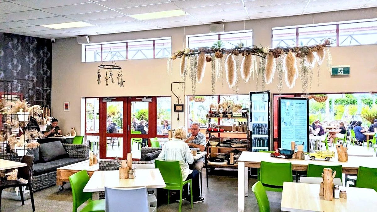 Kings Cafe Henderson in Henderson: photo 1