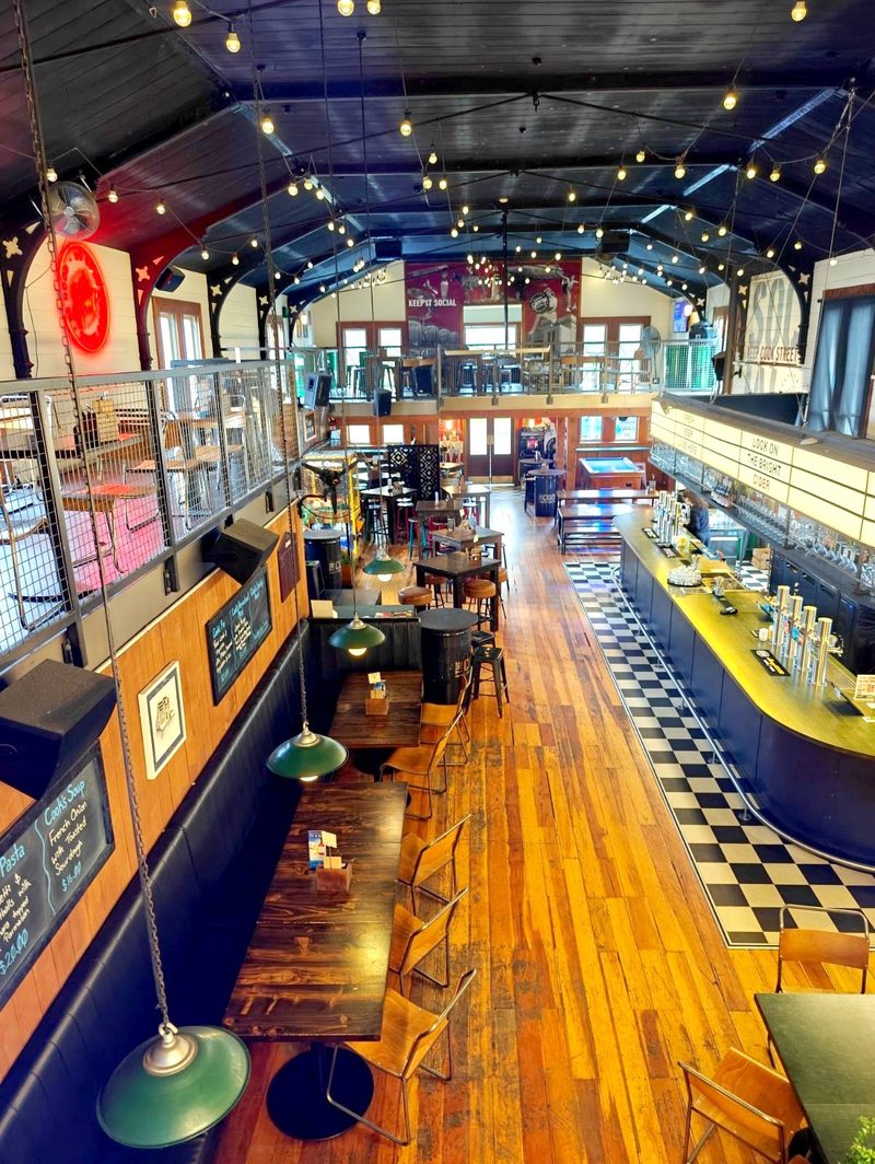 The Cook Bar in Hamilton East — photo 9