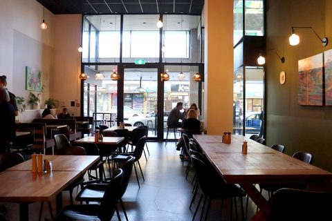 Dot & Winnies  in Hamilton Central