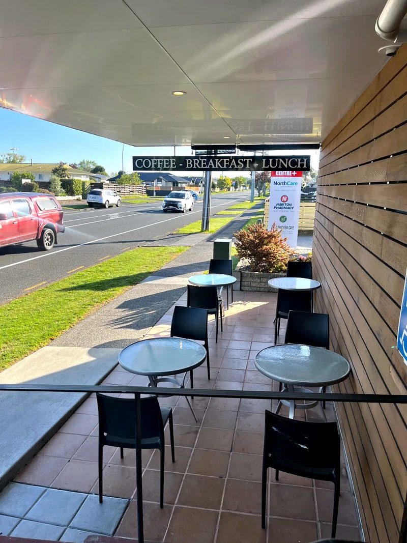 The Grandview Cafe in Nawton. Photo 4