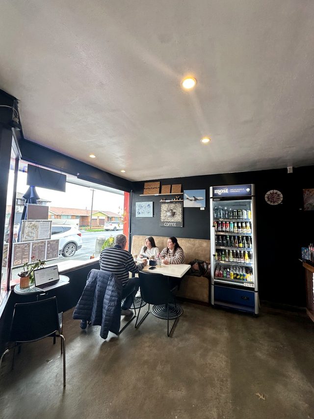Sweet Lili's Cafe & Bar in Bishopdale — photo 5