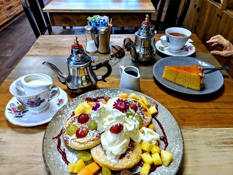 Coffee & Tea Lovers  in Epsom. Photo 4