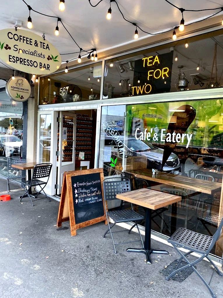Coffee & Tea Lovers  in Epsom. Photo 2