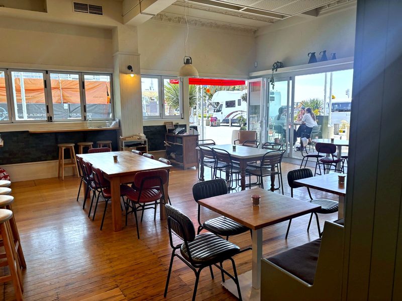 The Grocer in CBD. Photo 5
