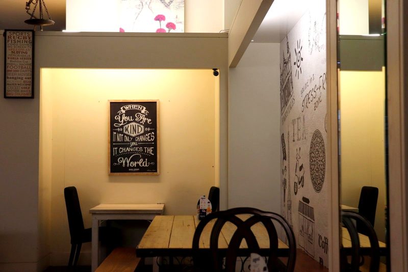 Urge Coffee & Tea Boutique in Hamilton Central — photo 5